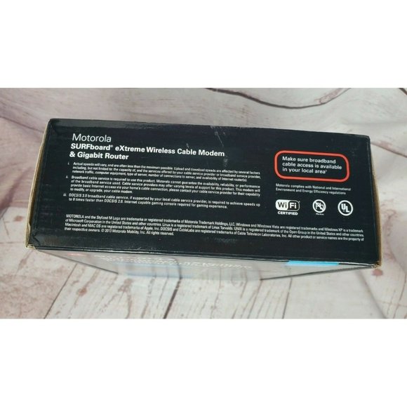 Motorola Surfboard Extreme Wireless Cable Modem And Gigabit Router - Picture 4 of 12